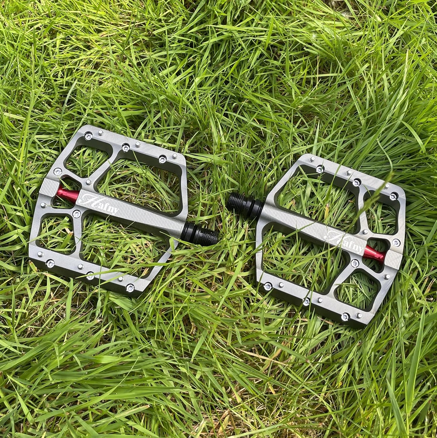 Aluminum Bike Pedals, CNC Machined, Wide Sturdy Platform, HF-1400